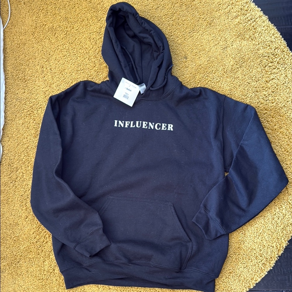 NWT Influencer black hoodie